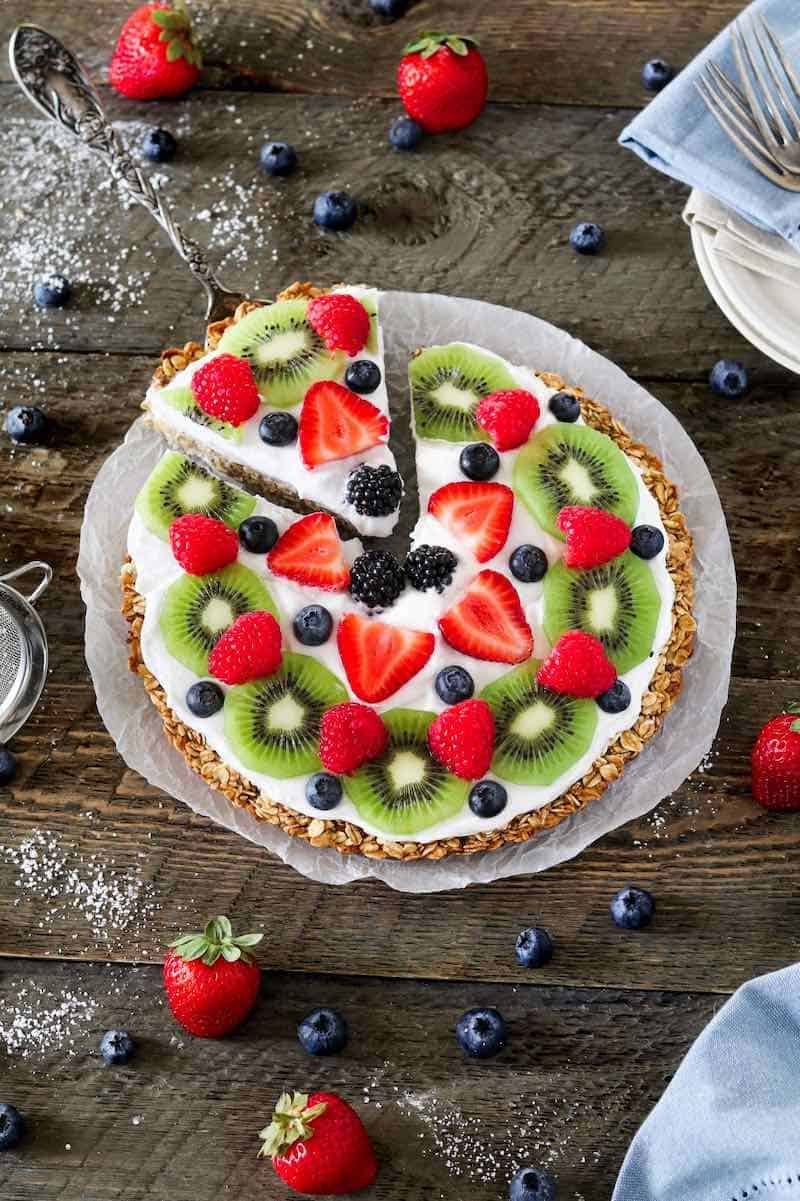 healthy fruit pizza for Mothers Day Brunch