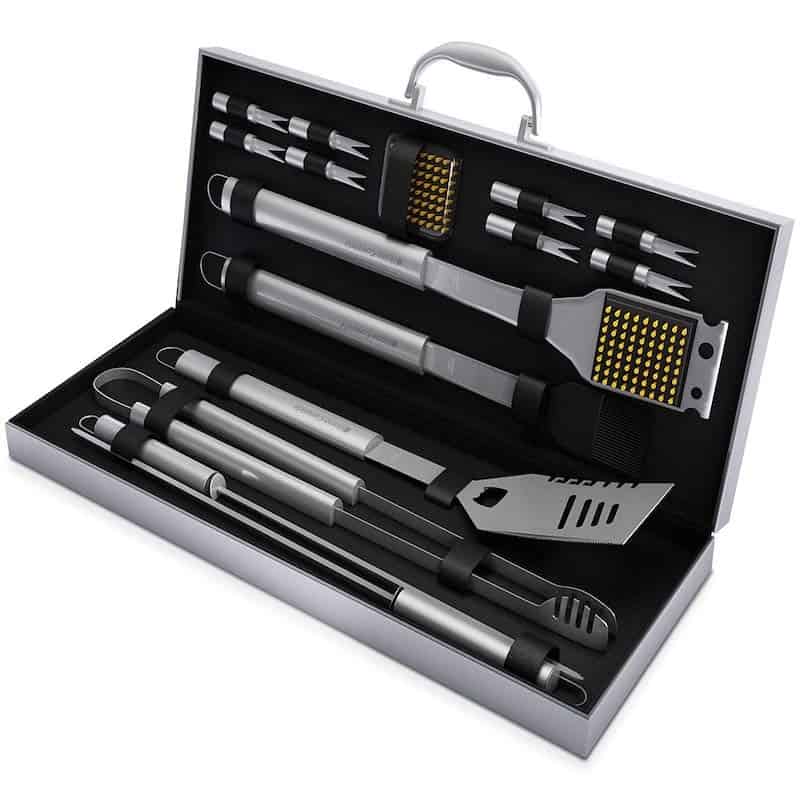 BBQ grilling set