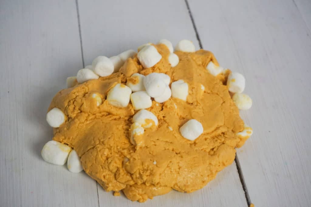 DIY Pumpkin Pie Slime